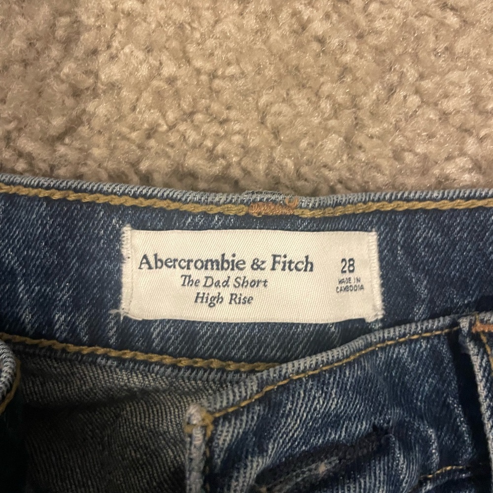 Abercrombie High Rise Dad Shorts in color Dark - Picture 3 of 4